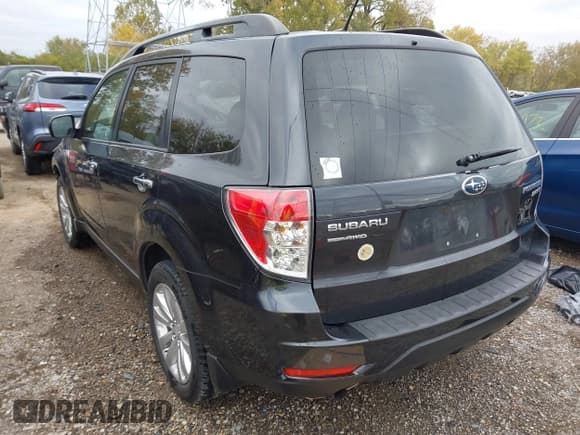 ✅ 2013 Subaru Forester X Premium • VIN: JF2SHADC7DH408354 • Лот: 43516858. Опубликован ранее на IAAI с пробегом 83 432 миль. Бесплатный доступ к архиву аукционных продаж из США и подробный отчёт об истории автомобиля на DreamBid. Изображение 3.