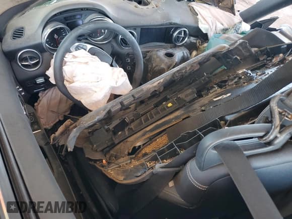 ✅ 2018 Mercedes-Benz SLC 300 • VIN: WDDPK3JA1JF154948 • Lot: 80921355. Listed on Copart with 58,718 mi. Free auction sales archive from the USA and detailed vehicle history report at DreamBid. Image 8.