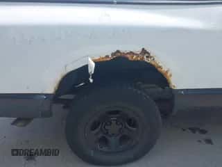 2003 Dodge 1500 ST с VIN 1D7HA18K93J518401, выставлен на аукционе IAAI как лот 42853797 с пробегом 140 668 миль миль и . История ставок и продаж доступна на DreamBid. Изображение 6.