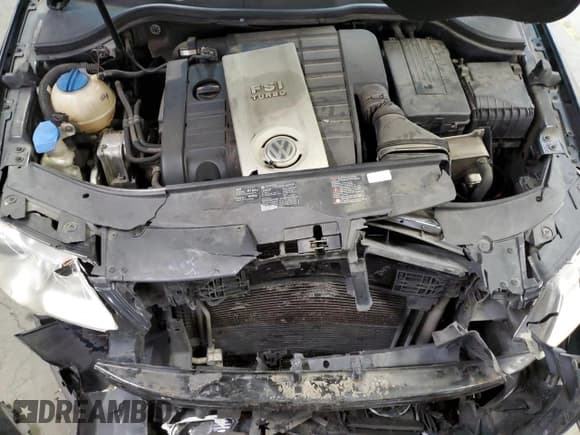 ✅ 2008 Volkswagen Passat Komfort • VIN: WVWLK73C28E080227 • Lot: 46614995. Wystawiony na Copart z przebiegiem 193 214 mil. Bezpłatny archiwum sprzedaży aukcyjnych z USA i szczegółowy raport historii pojazdu na DreamBid. Zdjęcie 13.