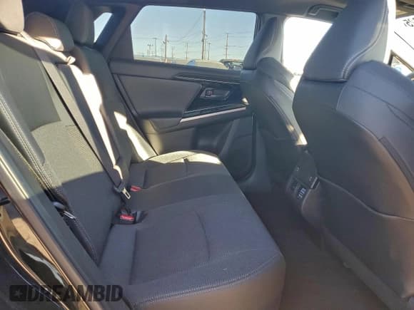 ✅ 2024 Toyota bZ4X XLE • VIN: JTMAAAAA5RA054545 • Лот: 95803825. Опубликован ранее на Copart с пробегом 10 977 миль. Бесплатный доступ к архиву аукционных продаж из США и подробный отчёт об истории автомобиля на DreamBid. Изображение 11.