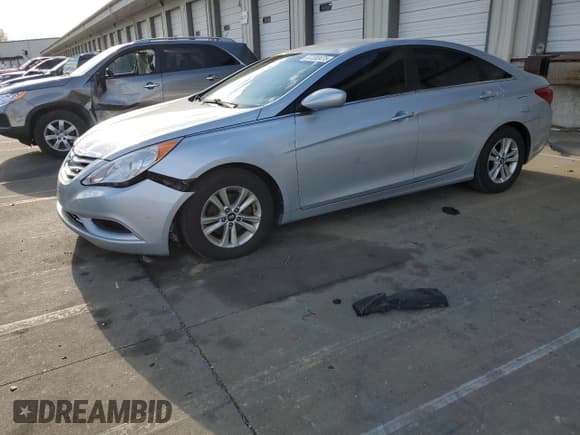 ✅ 2013 Hyundai Sonata GLS • VIN: 5NPEB4AC9DH731972 • Лот: 87200475. Опубликован ранее на Copart с пробегом 150 222 миль. Бесплатный доступ к архиву аукционных продаж из США и подробный отчёт об истории автомобиля на DreamBid. Изображение 1.