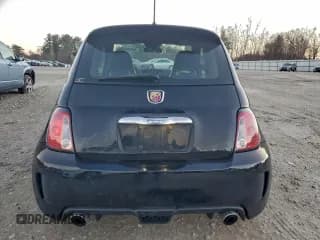 ✅ 2015 FIAT 500 Abarth • VIN: 3C3CFFFH5FT710717 • Lot: 94294555. Wystawiony na Copart z przebiegiem 82 519 mil. Bezpłatny archiwum sprzedaży aukcyjnych z USA i szczegółowy raport historii pojazdu na DreamBid. Zdjęcie 6.