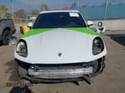 ✅ 2017 Porsche Macan • VIN: WP1AA2A55HLB00806 • Lot: 43566514. Wystawiony na IAAI z przebiegiem 122 043 mil. Bezpłatny archiwum sprzedaży aukcyjnych z USA i szczegółowy raport historii pojazdu na DreamBid. Zdjęcie 13.