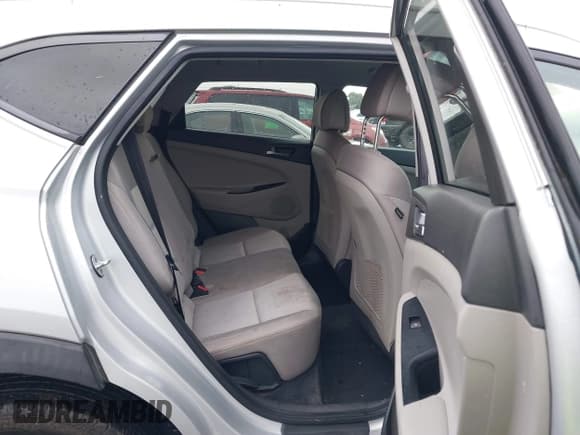 ✅ 2016 Hyundai Tucson Limited • VIN: KM8J33A20GU233551 • Лот: 43660630. Опубликован ранее на IAAI с пробегом 96 709 миль. Бесплатный доступ к архиву аукционных продаж из США и подробный отчёт об истории автомобиля на DreamBid. Изображение 8.