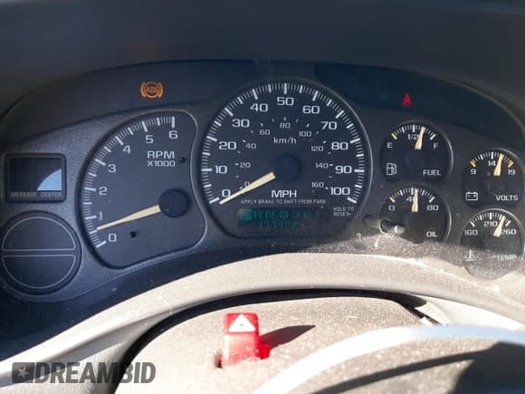 ✅ 2002 Chevrolet Silverado 1500 • VIN: 1GCEK14TX2Z224000 • Лот: 74755844. Опубликован ранее на Copart с пробегом 177 402 миль. Бесплатный доступ к архиву аукционных продаж из США и подробный отчёт об истории автомобиля на DreamBid. Изображение 9.