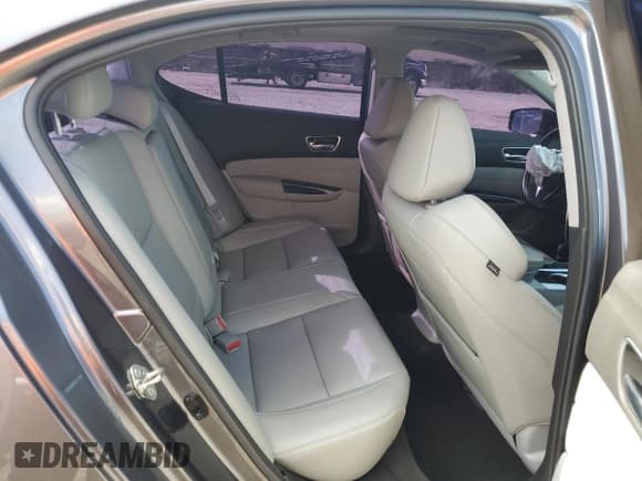 ✅ 2020 Acura TLX • VIN: 19UUB1F35LA014785 • Lot: 68435653. Wystawiony na Copart z przebiegiem 43 019 mil. Bezpłatny archiwum sprzedaży aukcyjnych z USA i szczegółowy raport historii pojazdu na DreamBid. Zdjęcie 10.