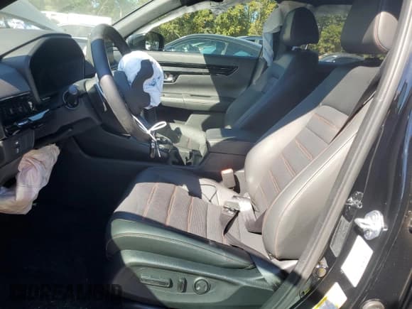 ✅ 2025 Honda CR-V Sport Touring • VIN: 7FARS6H94SE052490 • Lot: 82361485. Listed on Copart with Not provided. Free auction sales archive from the USA and detailed vehicle history report at DreamBid. Image 7.