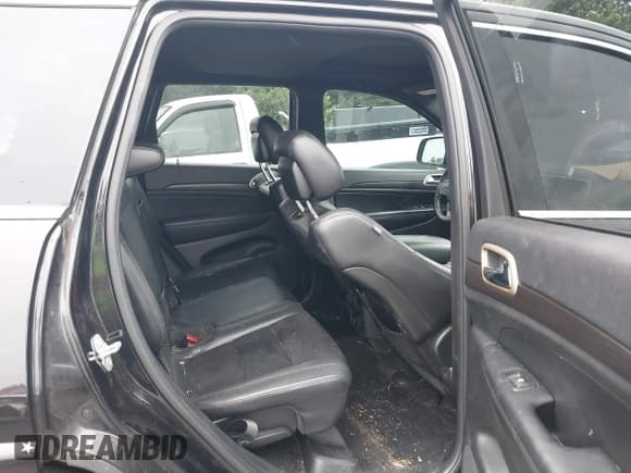 ✅ 2015 Jeep Grand Cherokee Laredo • VIN: 1C4RJFAG6FC645973 • Лот: 42922372. Опубликован ранее на IAAI с пробегом 167 741 миль. Бесплатный доступ к архиву аукционных продаж из США и подробный отчёт об истории автомобиля на DreamBid. Изображение 8.