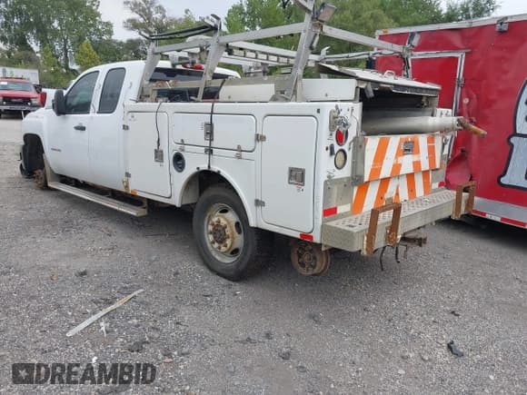 ✅ 2012 Chevrolet Silverado 2500HD • VIN: 1GB2KVCG2CZ253544 • Лот: 42990352. Опубликован ранее на IAAI с пробегом 334 578 миль. Бесплатный доступ к архиву аукционных продаж из США и подробный отчёт об истории автомобиля на DreamBid. Изображение 3.