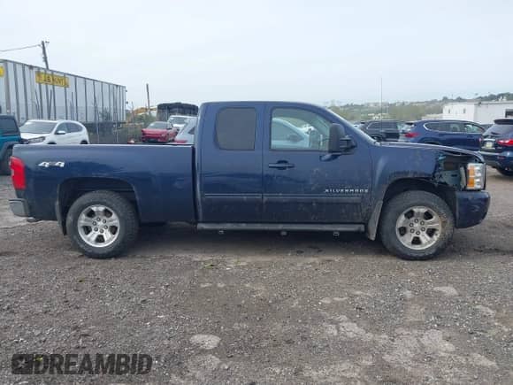 2009 Chevrolet Silverado 1500 LTZ z VIN 1GCEK39J19Z227509, wystawiony jako IAAI lot #43339769 z przebiegiem 98 235 mil mil oraz . Historia ofert i sprzedaży dostępna na DreamBid. Obrazek 14.