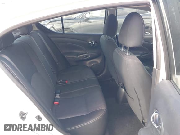 ✅ 2017 Nissan Versa SV • VIN: 3N1CN7AP0HL813682 • Лот: 42166201. Опубликован ранее на IAAI с пробегом 116 608 миль. Бесплатный доступ к архиву аукционных продаж из США и подробный отчёт об истории автомобиля на DreamBid. Изображение 8.