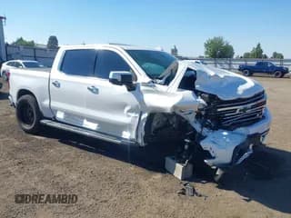 ✅ 2020 Chevrolet Silverado 1500 High Country • VIN: 1GCUYHED0LZ276070 • Lot: 43303546. Wystawiony na IAAI z przebiegiem Nie podano. Bezpłatny archiwum sprzedaży aukcyjnych z USA i szczegółowy raport historii pojazdu na DreamBid. Zdjęcie 1.