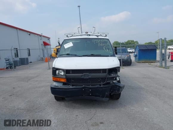 ✅ 2016 Chevrolet Express Cargo • VIN: 1GCWGAFF1G1148234 • Lot: 42650015. Listed on IAAI with 89,796 mi. Free auction sales archive from the USA and detailed vehicle history report at DreamBid. Image 12.