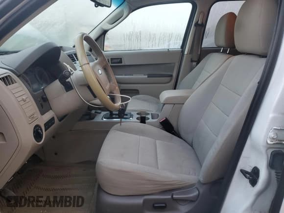 ✅ 2012 Ford Escape Hybrid • VIN: 1FMCU5K37CKA52560 • Лот: 87285775. Опубликован ранее на Copart с пробегом 180 866 миль. Бесплатный доступ к архиву аукционных продаж из США и подробный отчёт об истории автомобиля на DreamBid. Изображение 7.