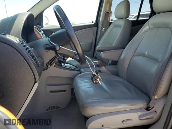 ✅ 2007 Saturn VUE V6 • VIN: 5GZCZ63447S864020 • Lot: 53581275. Wystawiony na Copart z przebiegiem 178 008 mil. Bezpłatny archiwum sprzedaży aukcyjnych z USA i szczegółowy raport historii pojazdu na DreamBid. Zdjęcie 7.