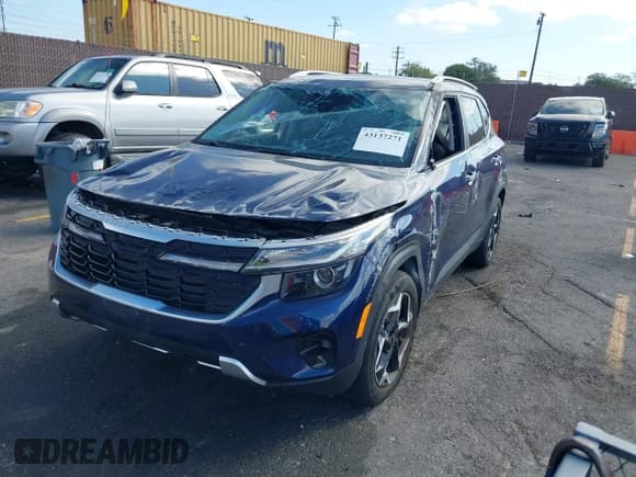 ✅ 2024 Kia Seltos EX • VIN: KNDER2AA0R7515714 • Lot: 43137271. Wystawiony na IAAI z przebiegiem 16 394 mil. Bezpłatny archiwum sprzedaży aukcyjnych z USA i szczegółowy raport historii pojazdu na DreamBid. Zdjęcie 17.