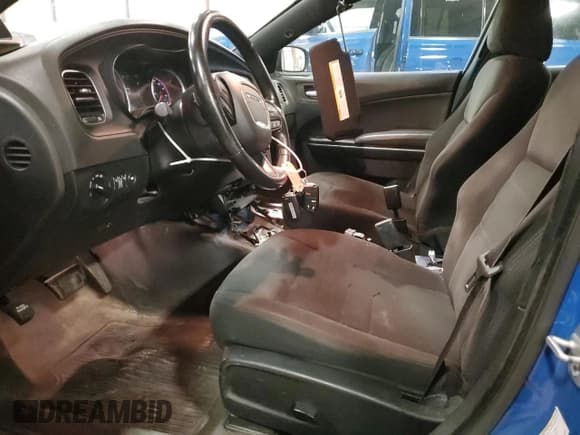 ✅ 2020 Dodge Charger Police • VIN: 2C3CDXKT2LH183620 • Lot: 89644165. Wystawiony na Copart z przebiegiem 80 422 mil. Bezpłatny archiwum sprzedaży aukcyjnych z USA i szczegółowy raport historii pojazdu na DreamBid. Zdjęcie 7.