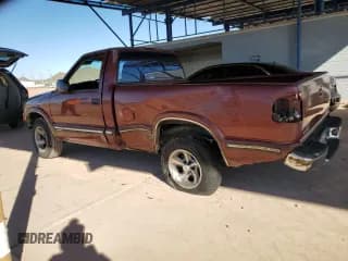 ✅ 1998 Chevrolet S-10 LS • VIN: 1GCCS144XWK243452 • Лот: 80875764. Опубликован ранее на Copart с пробегом 141 363 миль. Бесплатный доступ к архиву аукционных продаж из США и подробный отчёт об истории автомобиля на DreamBid. Изображение 2.