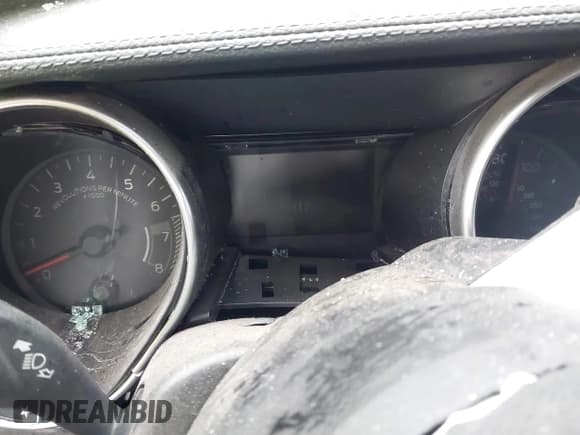 ✅ 2019 Ford Mustang EcoBoost • VIN: 1FA6P8TH3K5118867 • Lot: 43711688. Wystawiony na IAAI z przebiegiem Nie podano. Bezpłatny archiwum sprzedaży aukcyjnych z USA i szczegółowy raport historii pojazdu na DreamBid. Zdjęcie 7.