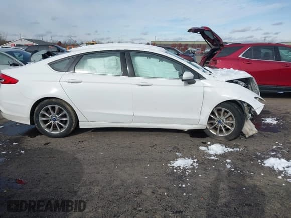 ✅ 2017 Ford Fusion SE • VIN: 3FA6P0H74HR415234 • Lot: 43661741. Wystawiony na IAAI z przebiegiem Nie podano. Bezpłatny archiwum sprzedaży aukcyjnych z USA i szczegółowy raport historii pojazdu na DreamBid. Zdjęcie 14.