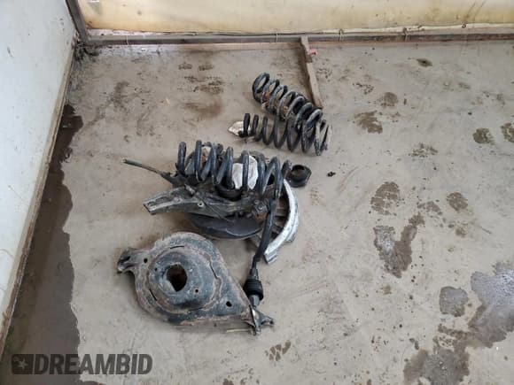 ✅ 2007 Chevrolet Silverado 1500 LT1 • VIN: 1GCEC19Z57Z123125 • Лот: 69107374. Опубликован ранее на Copart с пробегом 139 722 миль. Бесплатный доступ к архиву аукционных продаж из США и подробный отчёт об истории автомобиля на DreamBid. Изображение 12.