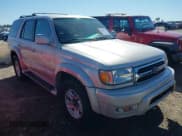 ✅ 2000 Toyota 4Runner Limited • VIN: JT3HN87R5Y9043705 • Lot: 41814717. Listed on IAAI with 266,623 mi. Free auction sales archive from the USA and detailed vehicle history report at DreamBid. Image 1.