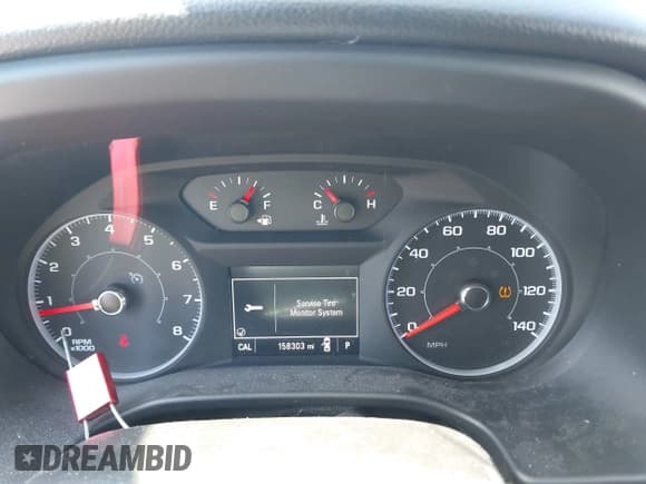 ✅ 2017 GMC Acadia SLE • VIN: 1GKKNLLS9HZ170698 • Lot: 43345550. Listed on IAAI with 158,303 mi. Free auction sales archive from the USA and detailed vehicle history report at DreamBid. Image 7.