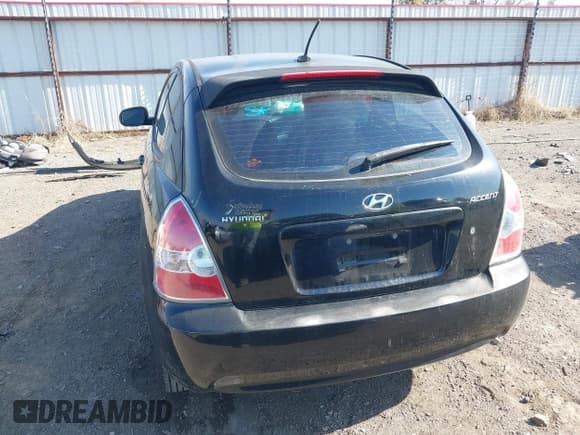 ✅ 2010 Hyundai Accent GS • VIN: KMHCM3AC7AU150771 • Lot: 43631018. Listed on IAAI with 149,178 mi. Free auction sales archive from the USA and detailed vehicle history report at DreamBid. Image 17.