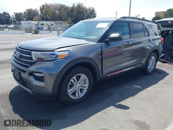 ✅ 2024 Ford Explorer XLT • VIN: 1FMSK7DH3RGA09125 • Lot: 42034069. Wystawiony na IAAI z przebiegiem 21 105 mil. Bezpłatny archiwum sprzedaży aukcyjnych z USA i szczegółowy raport historii pojazdu na DreamBid. Zdjęcie 17.