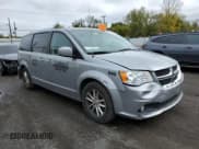 ✅ 2019 Dodge Grand Caravan SXT • VIN: 2C4RDGCG2KR695779 • Лот: 86435315. Опубликован ранее на Copart с пробегом 151 878 миль. Бесплатный доступ к архиву аукционных продаж из США и подробный отчёт об истории автомобиля на DreamBid. Изображение 4.