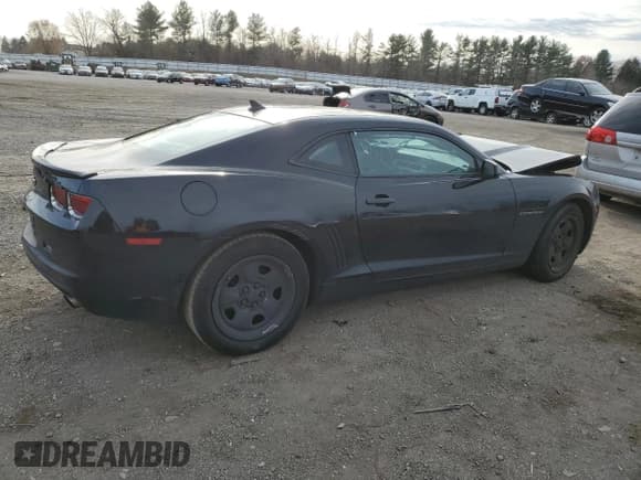 ✅ 2013 Chevrolet Camaro LS • VIN: 2G1FE1E33D9246162 • Лот: 92395685. Опубликован ранее на Copart с пробегом Не указан. Бесплатный доступ к архиву аукционных продаж из США и подробный отчёт об истории автомобиля на DreamBid. Изображение 3.