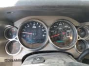 ✅ 2011 GMC Sierra 1500 SLE • VIN: 1GTR1VEA0BZ396111 • Lot: 70116465. Wystawiony na Copart z przebiegiem 176 042 mil. Bezpłatny archiwum sprzedaży aukcyjnych z USA i szczegółowy raport historii pojazdu na DreamBid. Zdjęcie 9.