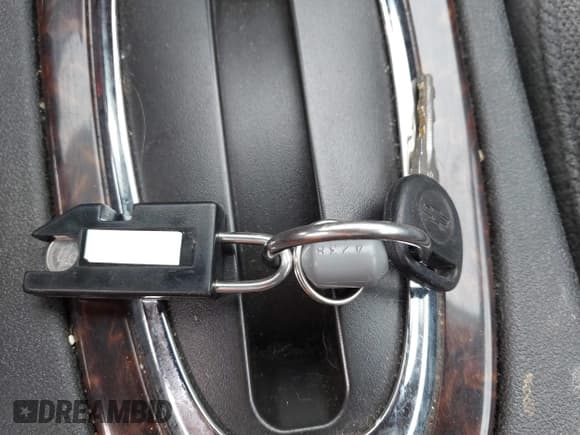 ✅ 2013 Chevrolet Impala LS • VIN: 2G1WF5E30D1248437 • Лот: 43447467. Опубликован ранее на IAAI с пробегом 149 202 миль. Бесплатный доступ к архиву аукционных продаж из США и подробный отчёт об истории автомобиля на DreamBid. Изображение 11.