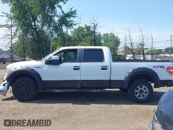 ✅ 2011 Ford F-150 Lariat • VIN: 1FTFW1EF2BFB12102 • Lot: 42851890. Listed on IAAI with 382,813 mi. Free auction sales archive from the USA and detailed vehicle history report at DreamBid. Image 14.