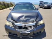 ✅ 2011 Acura RL Technology • VIN: JH4KB2F39BC000482 • Лот: 60920484. Опубликован ранее на Copart с пробегом 90 705 миль. Бесплатный доступ к архиву аукционных продаж из США и подробный отчёт об истории автомобиля на DreamBid. Изображение 5.