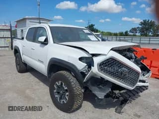 ✅ 2019 Toyota Tacoma SR • VIN: 5TFCZ5AN3KX170728 • Lot: 42915850. Wystawiony na IAAI z przebiegiem 121 787 mil. Bezpłatny archiwum sprzedaży aukcyjnych z USA i szczegółowy raport historii pojazdu na DreamBid. Zdjęcie 1.