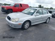 ✅ 2004 Hyundai Sonata GLS • VIN: KMHWF35H04A993889 • Lot: 42454777. Listed on IAAI with 210,343 mi. Free auction sales archive from the USA and detailed vehicle history report at DreamBid. Image 2.