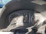 ✅ 2013 Volkswagen Eos Sport • VIN: WVWBW8AH8DV006941 • Lot: 70448095. Wystawiony na Copart z przebiegiem 81 669 mil. Bezpłatny archiwum sprzedaży aukcyjnych z USA i szczegółowy raport historii pojazdu na DreamBid. Zdjęcie 9.