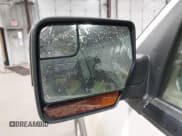 ✅ 2013 Ford Expedition Max XLT • VIN: 1FMJK1J5XDEF12061 • Lot: 43545615. Wystawiony na IAAI z przebiegiem 171 647 mil. Bezpłatny archiwum sprzedaży aukcyjnych z USA i szczegółowy raport historii pojazdu na DreamBid. Zdjęcie 9.