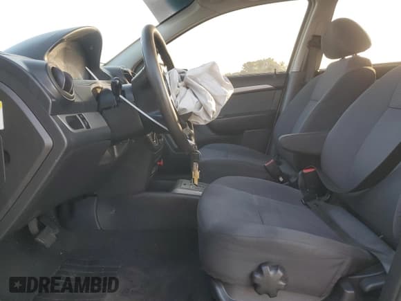 ✅ 2008 Chevrolet Aveo LS • VIN: KL1TD56688B280980 • Lot: 51821655. Wystawiony na Copart z przebiegiem 133 828 mil. Bezpłatny archiwum sprzedaży aukcyjnych z USA i szczegółowy raport historii pojazdu na DreamBid. Zdjęcie 7.