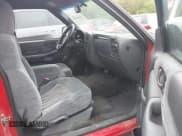 ✅ 2001 Chevrolet S-10 LS • VIN: 1GCCS19W418235489 • Лот: 41967949. Опубликован ранее на IAAI с пробегом Не указан. Бесплатный доступ к архиву аукционных продаж из США и подробный отчёт об истории автомобиля на DreamBid. Изображение 5.