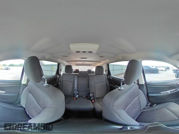 ✅ 2017 Dodge Journey SXT • VIN: 3C4PDDBG9HT513069 • Lot: 69279935. Listed on Copart with 132,608 mi. Free auction sales archive from the USA and detailed vehicle history report at DreamBid. Image 16.