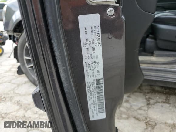 ✅ 2017 Dodge Grand Caravan GT • VIN: 2C4RDGEG8HR746238 • Lot: 56594885. Wystawiony na Copart z przebiegiem 196 540 mil. Bezpłatny archiwum sprzedaży aukcyjnych z USA i szczegółowy raport historii pojazdu na DreamBid. Zdjęcie 13.