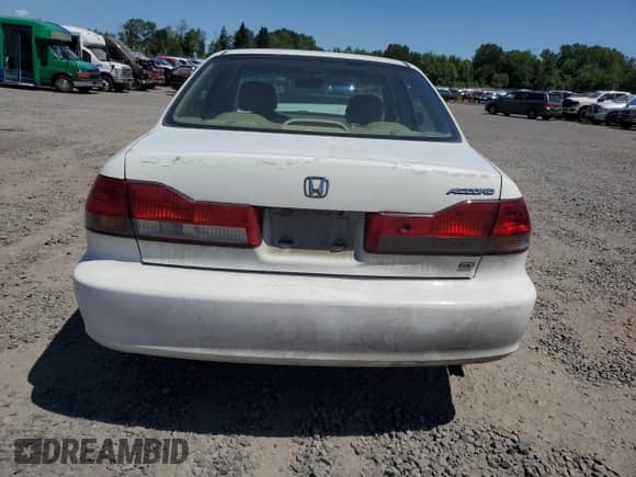 2001 Honda Accord EX с VIN JHMCG56601C018952, выставлен на аукционе Copart как лот 64621285 с пробегом 298 496 миль миль и Списание • Salvage title. История ставок и продаж доступна на DreamBid. Изображение 6.