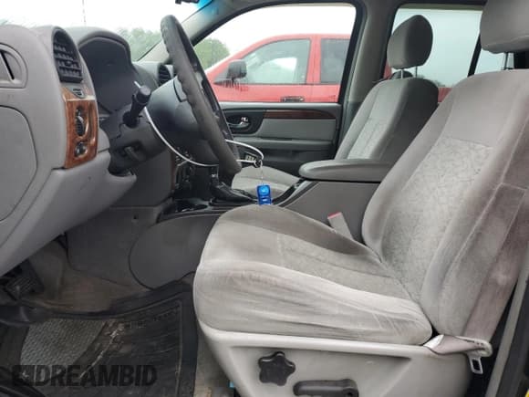 ✅ 2006 Isuzu Ascender S • VIN: 4NUDS13S062703615 • Lot: 57981165. Wystawiony na Copart z przebiegiem 104 464 mil. Bezpłatny archiwum sprzedaży aukcyjnych z USA i szczegółowy raport historii pojazdu na DreamBid. Zdjęcie 7.