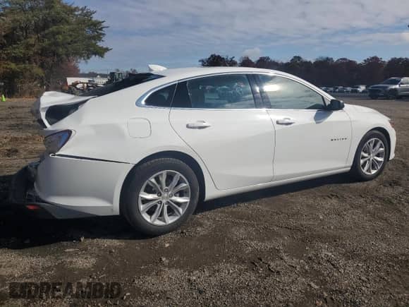 2024 Chevrolet Malibu LT with VIN 1G1ZD5ST5RF180160, listed as a Copart auction lot 90916055 with 28,352 mi miles and Clean title. Bid and sale history available at DreamBid. Image 3.