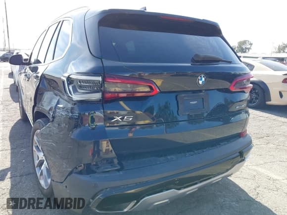 ✅ 2020 BMW X5 sDrive40i • VIN: 5UXCR4C0XL9B43349 • Lot: 42998347. Wystawiony na IAAI z przebiegiem 61 346 mil. Bezpłatny archiwum sprzedaży aukcyjnych z USA i szczegółowy raport historii pojazdu na DreamBid. Zdjęcie 17.