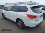 ✅ 2015 Nissan Pathfinder SL • VIN: 5N1AR2MM5FC705429 • Lot: 42678231. Wystawiony na IAAI z przebiegiem 162 526 mil. Bezpłatny archiwum sprzedaży aukcyjnych z USA i szczegółowy raport historii pojazdu na DreamBid. Zdjęcie 3.