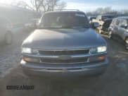 ✅ 2000 Chevrolet Suburban LS • VIN: 3GNFK16T1YG119668 • Лот: 63758165. Опубликован ранее на Copart с пробегом 333 417 миль. Бесплатный доступ к архиву аукционных продаж из США и подробный отчёт об истории автомобиля на DreamBid. Изображение 5.